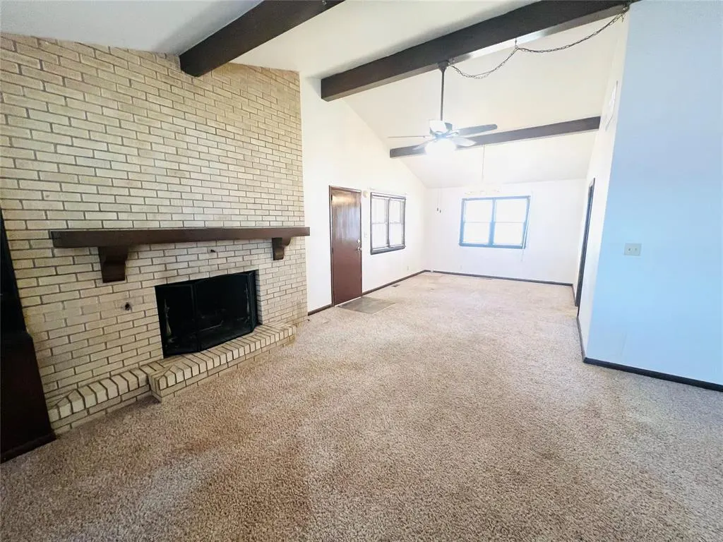 Photo 11 — 201 Iowa Avenue, Sayre, OK 73662