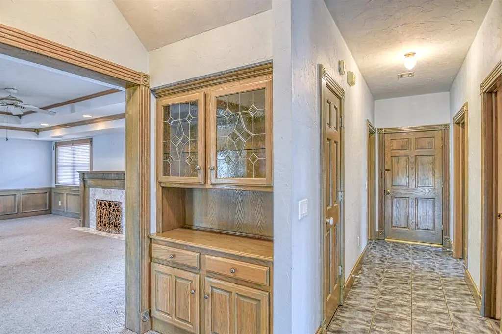 Photo 30 — 701 E Broadway Avenue, Sulphur, OK 73086