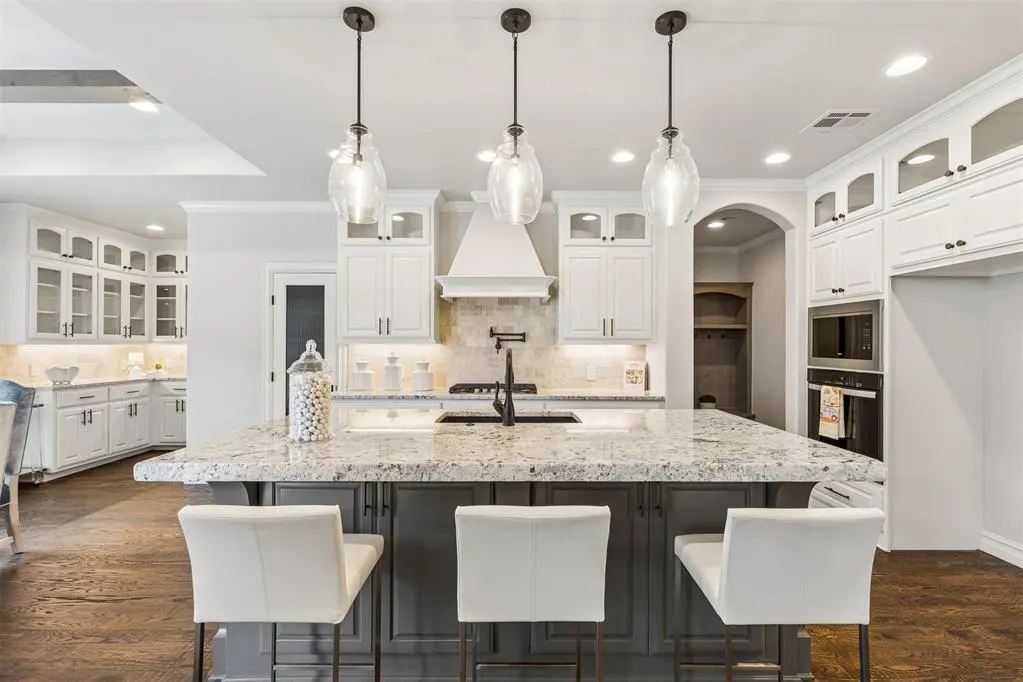 Photo 11 — 4009 Stone Hollow Lane, Edmond, OK 73034