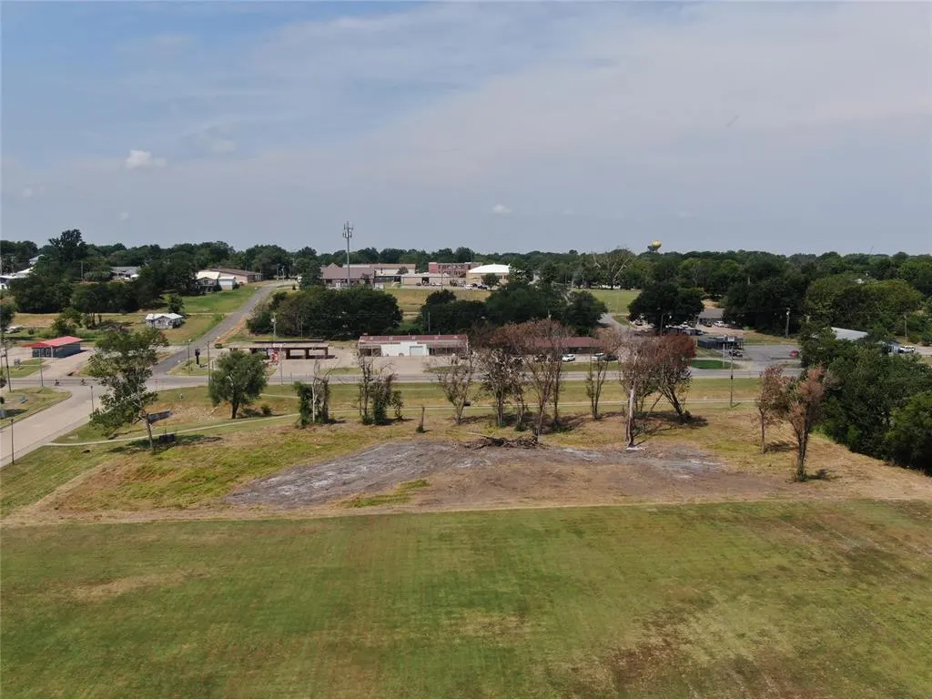 Photo 16 — 421 S Woody Guthrie Street, Okemah, OK 74859