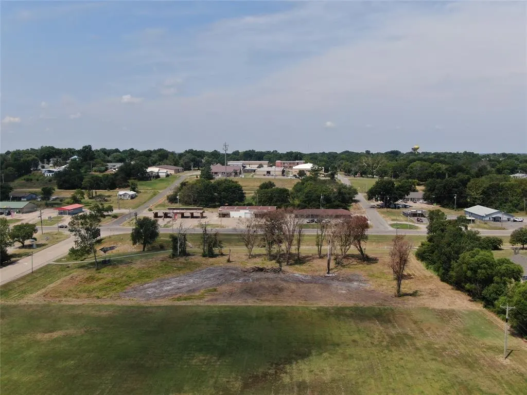Photo 19 — 421 S Woody Guthrie Street, Okemah, OK 74859