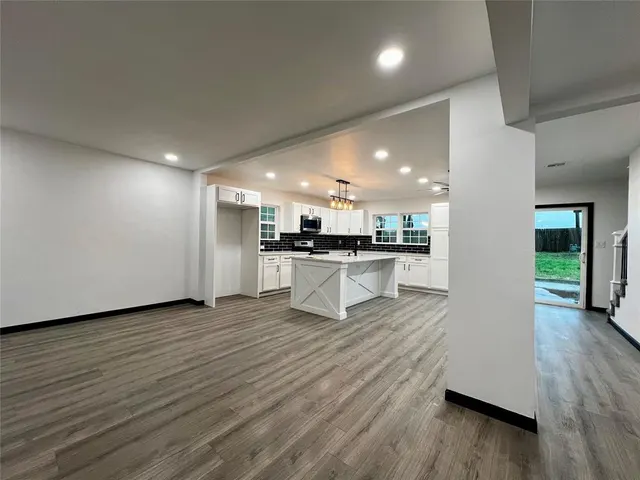 Photo 6 — 16 Allenhurst Avenue, Oklahoma City, OK 73114