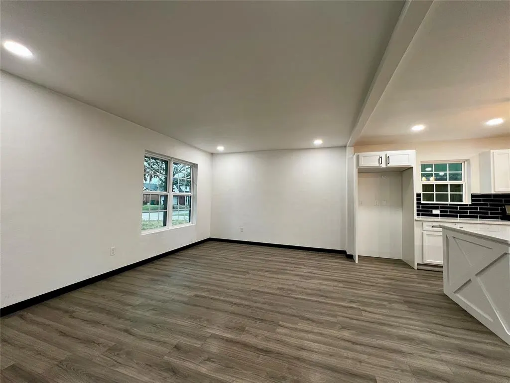 Photo 7 — 16 Allenhurst Avenue, Oklahoma City, OK 73114