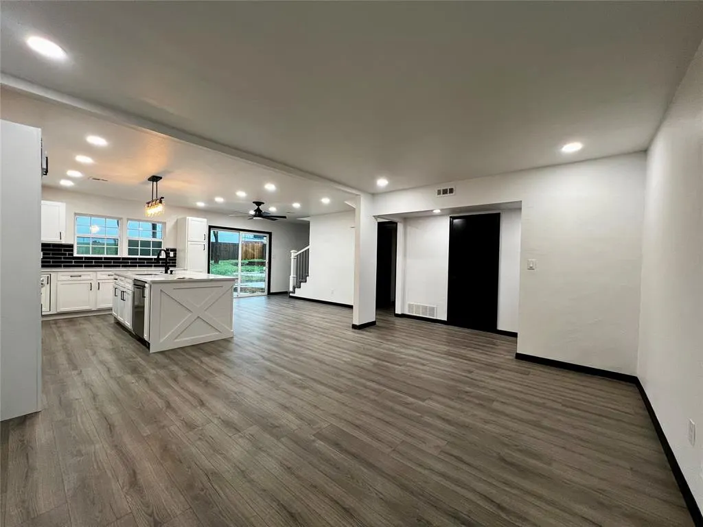 Photo 9 — 16 Allenhurst Avenue, Oklahoma City, OK 73114