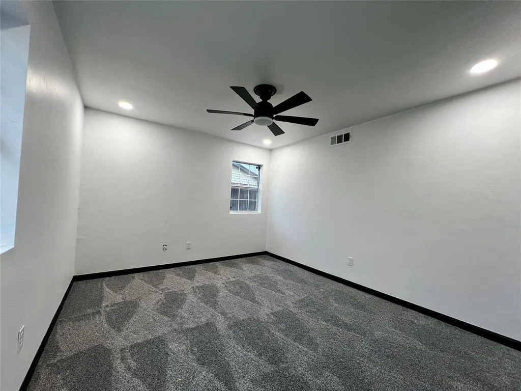 Photo 18 — 16 Allenhurst Avenue, Oklahoma City, OK 73114