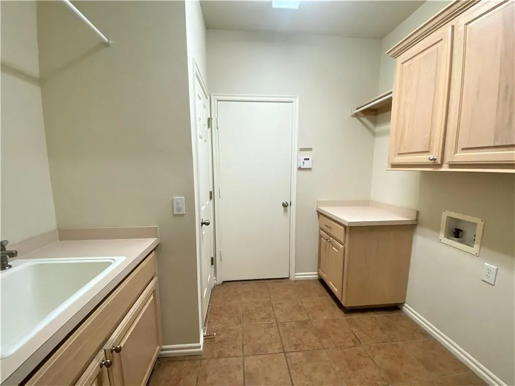 Photo 17 — 17 Red Admiral Way, Edmond, OK 73013
