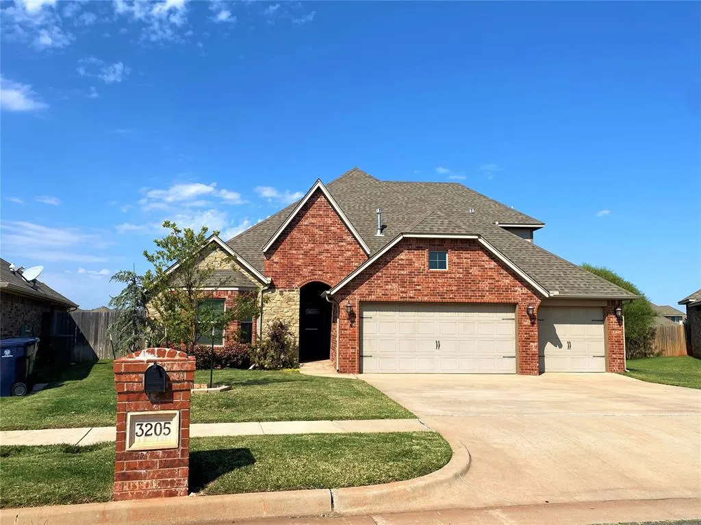 Front exterior — 3205 NW 188th Terrace, Edmond, OK 73012