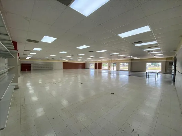 Photo 7 — 2821 W 3rd Street, Elk City, OK 73644