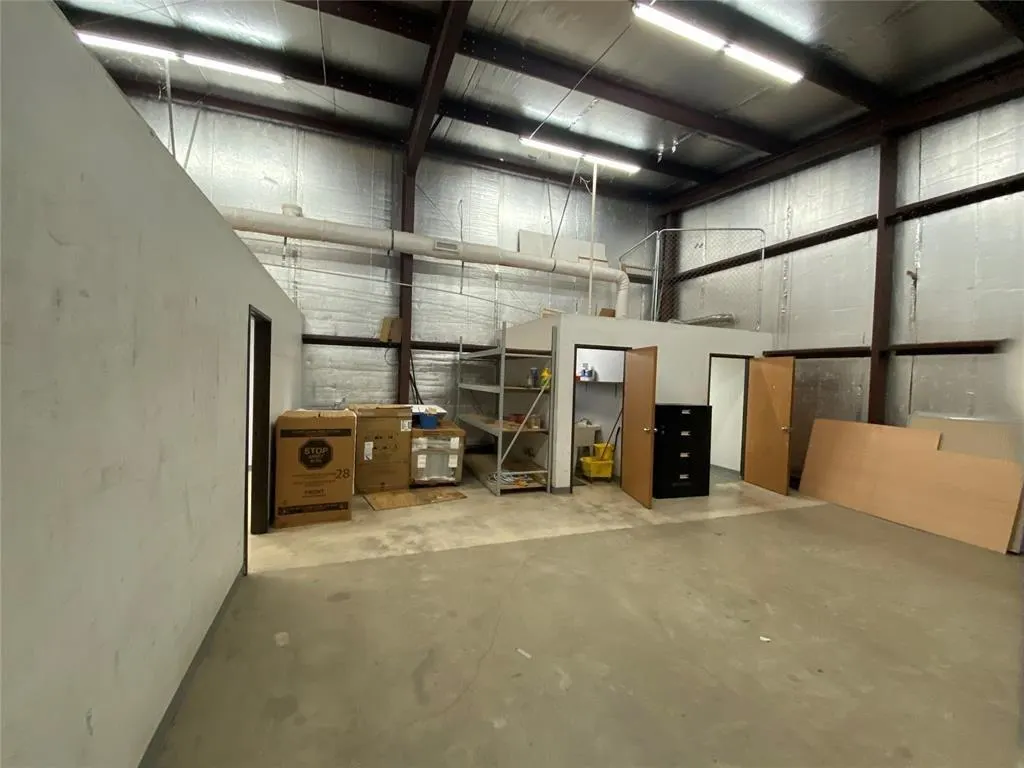Photo 13 — 2821 W 3rd Street, Elk City, OK 73644