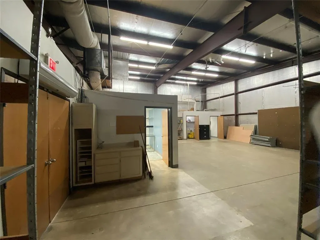 Photo 14 — 2821 W 3rd Street, Elk City, OK 73644