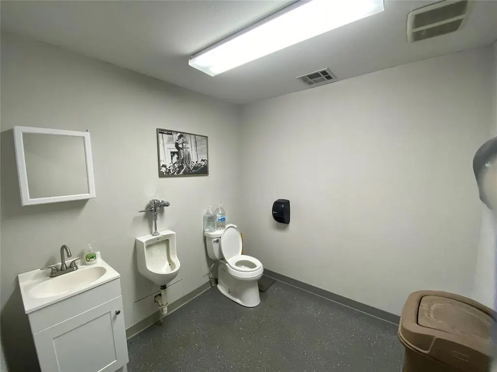 Photo 17 — 2821 W 3rd Street, Elk City, OK 73644
