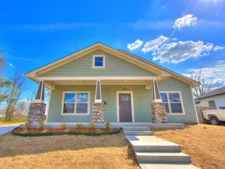 Sold home at 1610 NE 13th Street
