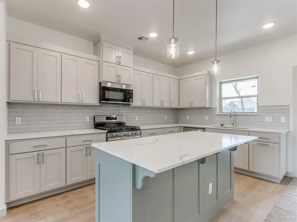 Photo 17 — 1610 NE 13th Street, Oklahoma City, OK 73117