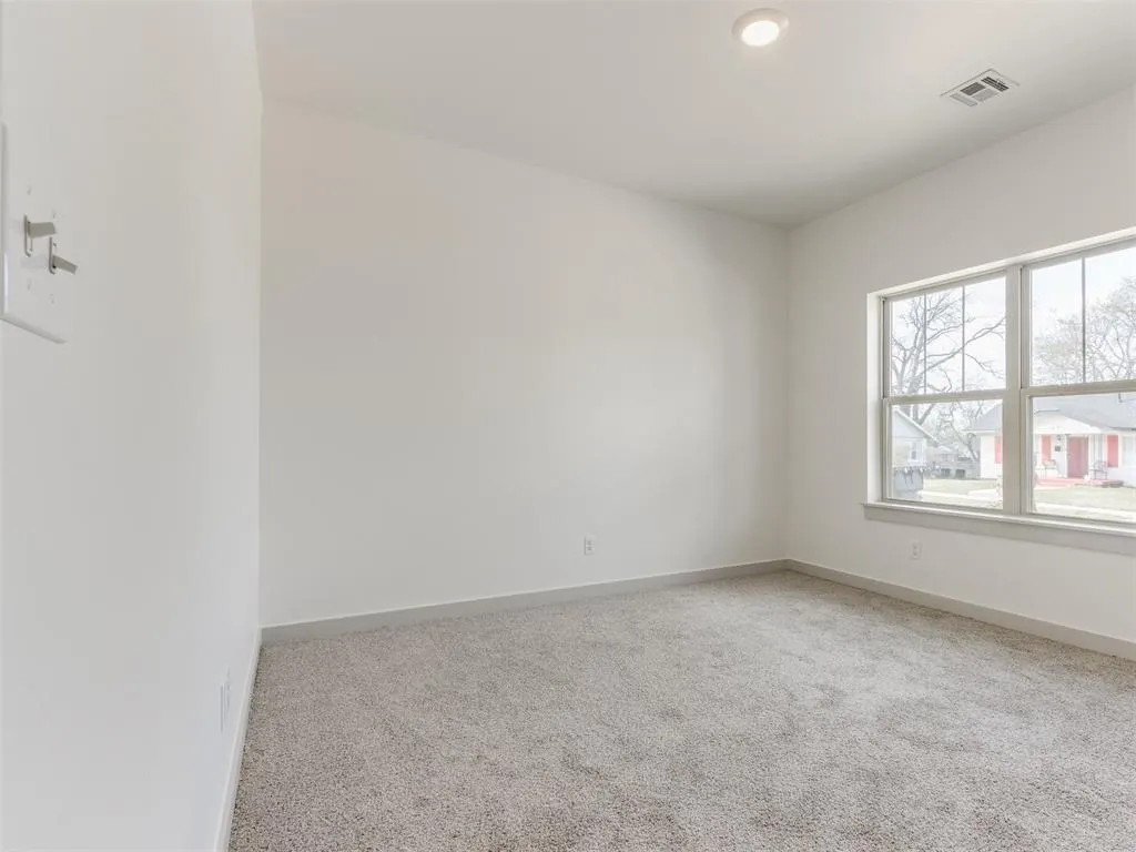 Photo 24 — 1610 NE 13th Street, Oklahoma City, OK 73117