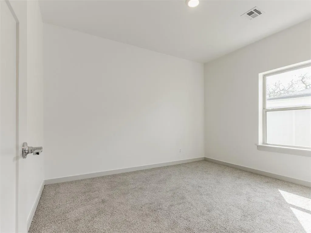 Photo 26 — 1610 NE 13th Street, Oklahoma City, OK 73117