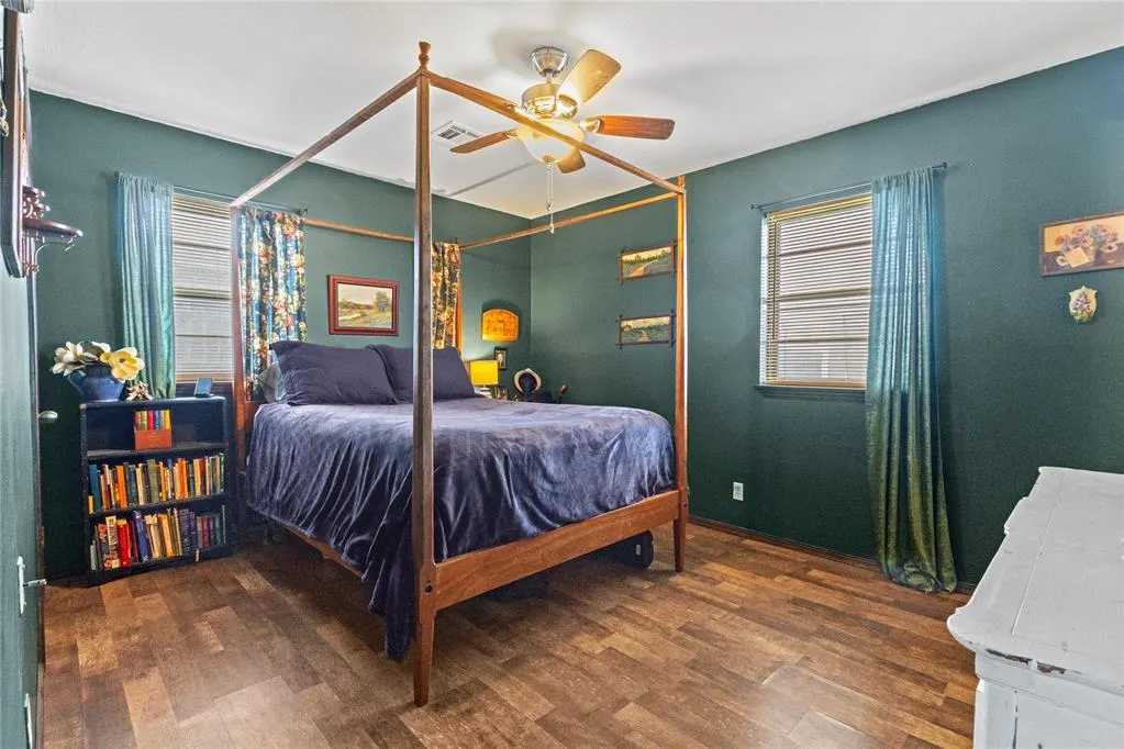 Photo 21 — 1316 D Street, Arapaho, OK 73620