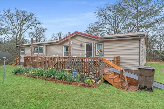 Photo 4 — 31361 Little River Road, Tecumseh, OK 74873
