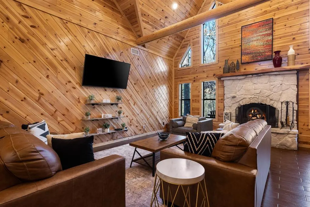 Photo 4 — 334 Drift Cast Road, Broken Bow, OK 74728