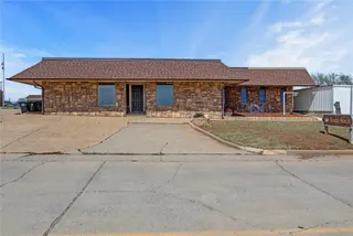Sold home at 221 W Main Street