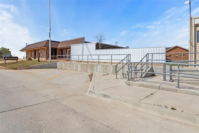Photo 3 — 221 W Main Street, Hydro, OK 73048