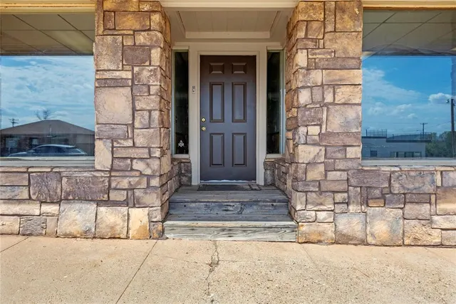 Photo 5 — 221 W Main Street, Hydro, OK 73048