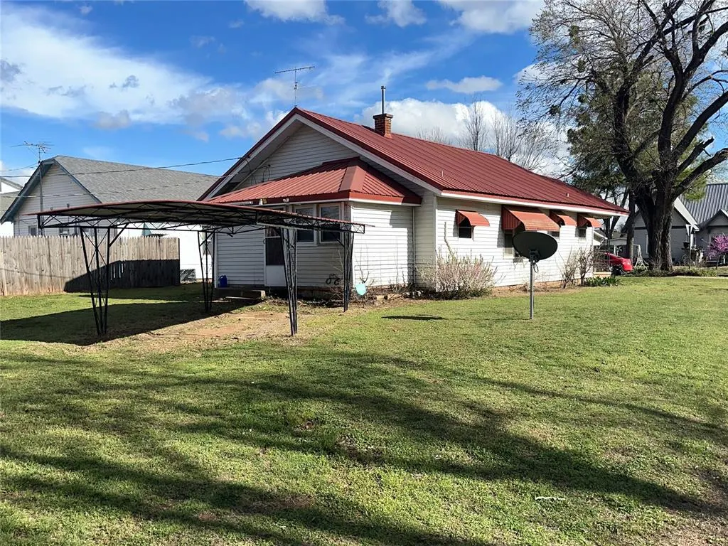 Photo 31 — 715 W Kentucky Avenue, Anadarko, OK 73005