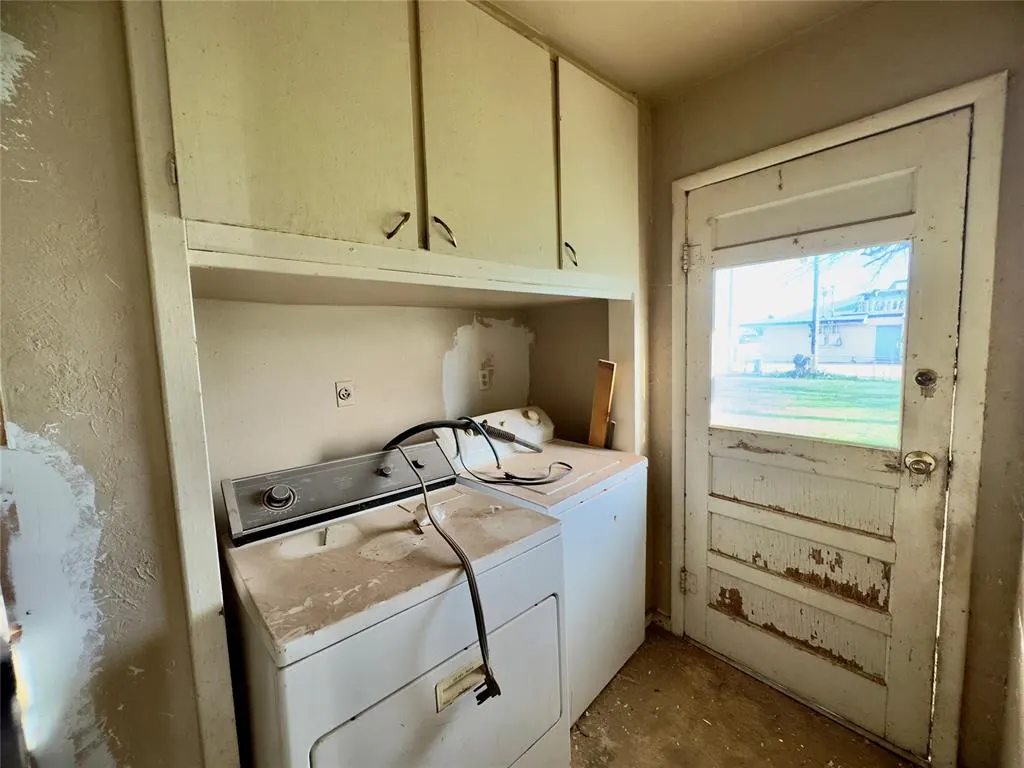 Photo 31 — 518 E Commerce Street, Altus, OK 73521