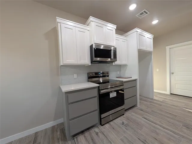 Photo 5 — 2184 Hilltop Lane, Blanchard, OK 73010