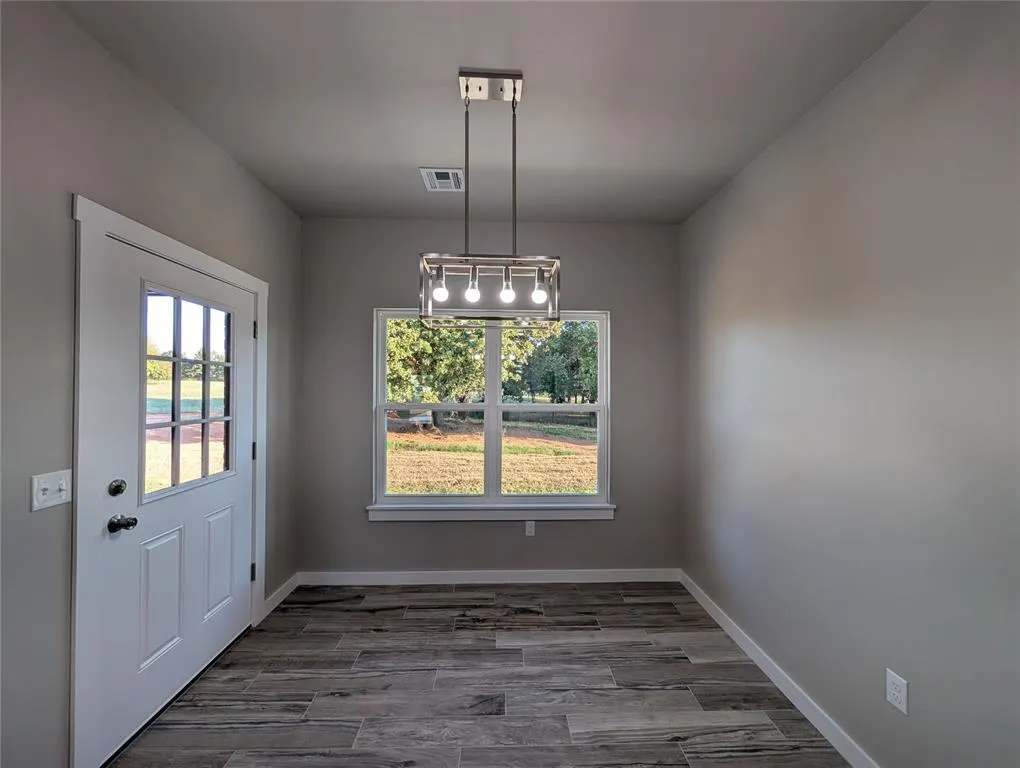 Photo 7 — 2184 Hilltop Lane, Blanchard, OK 73010