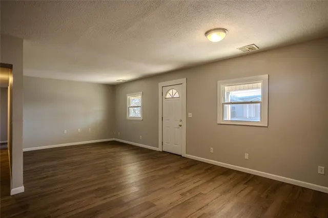 Photo 3 — 207 N Reimer Street, Corn, OK 73024