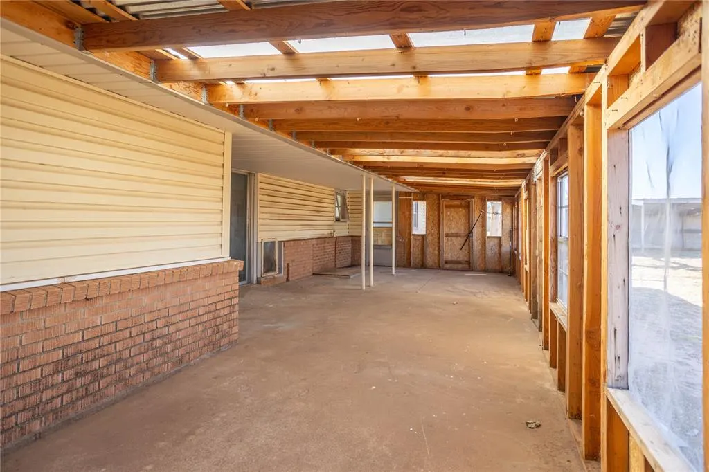Photo 16 — 207 N Reimer Street, Corn, OK 73024