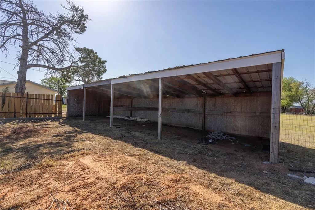 Photo 20 — 207 N Reimer Street, Corn, OK 73024