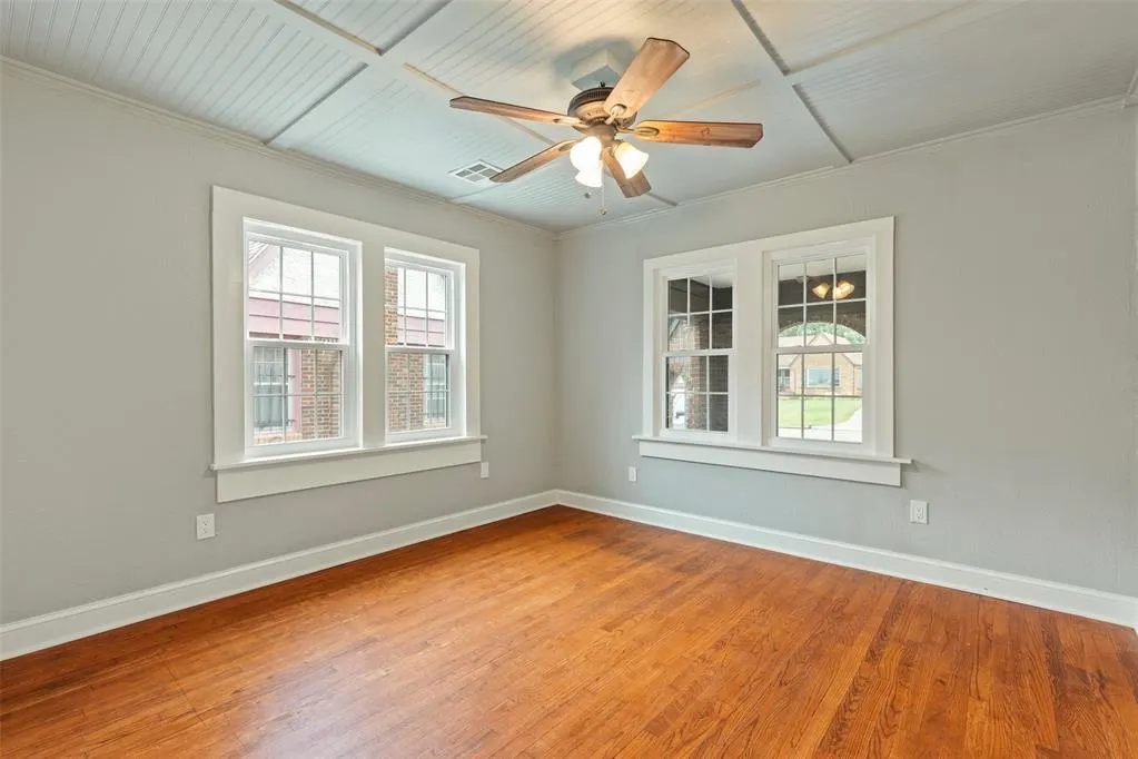 Photo 10 — 923 NE 19th Street, Oklahoma City, OK 73105