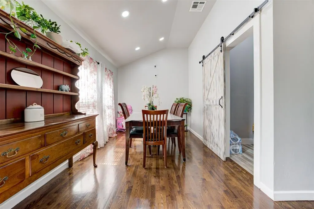 Photo 12 — 1140 Carter Drive, Oklahoma City, OK 73129