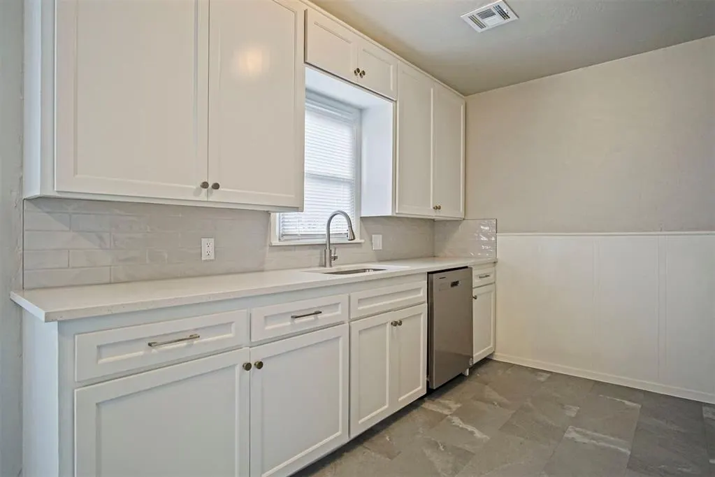 Photo 16 — 3004 SE 18th Place, Del City, OK 73115