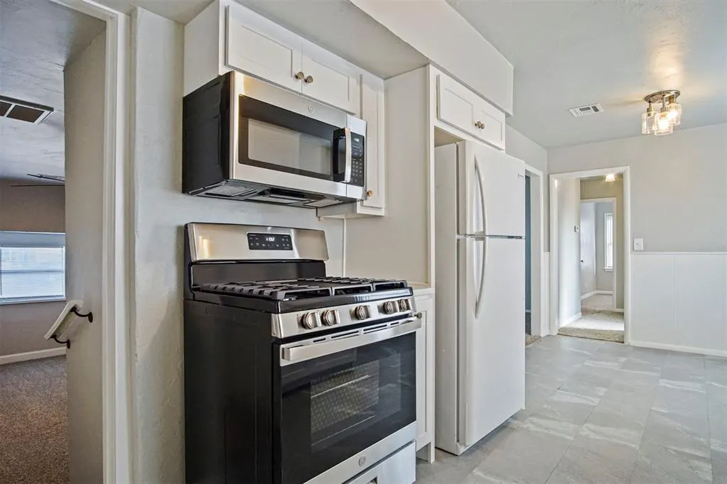 Photo 19 — 3004 SE 18th Place, Del City, OK 73115