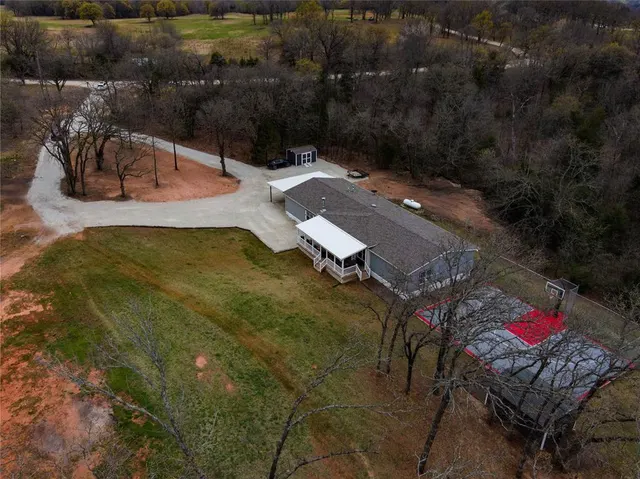 Photo 8 — 39532 Sandy Rock Road, Tecumseh, OK 74873