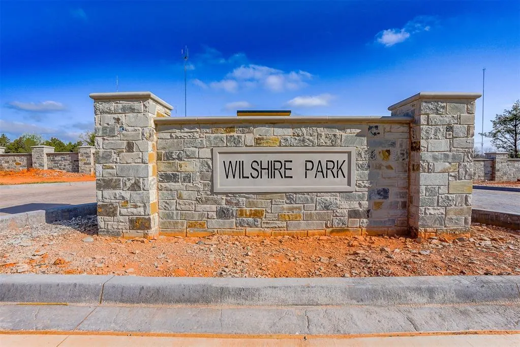 Photo 3 — 8351 W Wilshire Park Drive, Oklahoma City, OK 73131