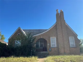 Sold home at 206 E 3rd Street