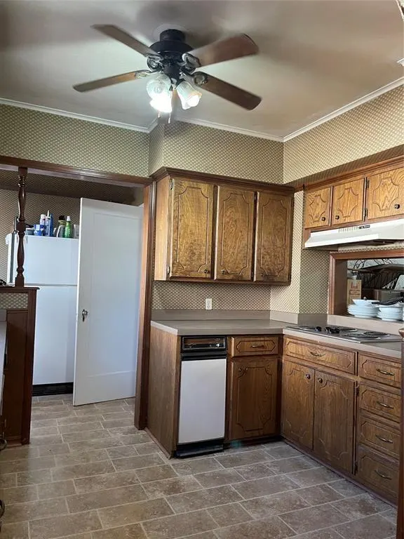 Photo 7 — 206 E 3rd Street, Carnegie, OK 73015