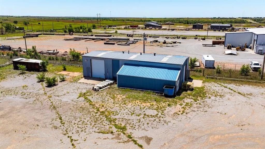 Photo 27 — 520 Robison Drive, Elk City, OK 73644