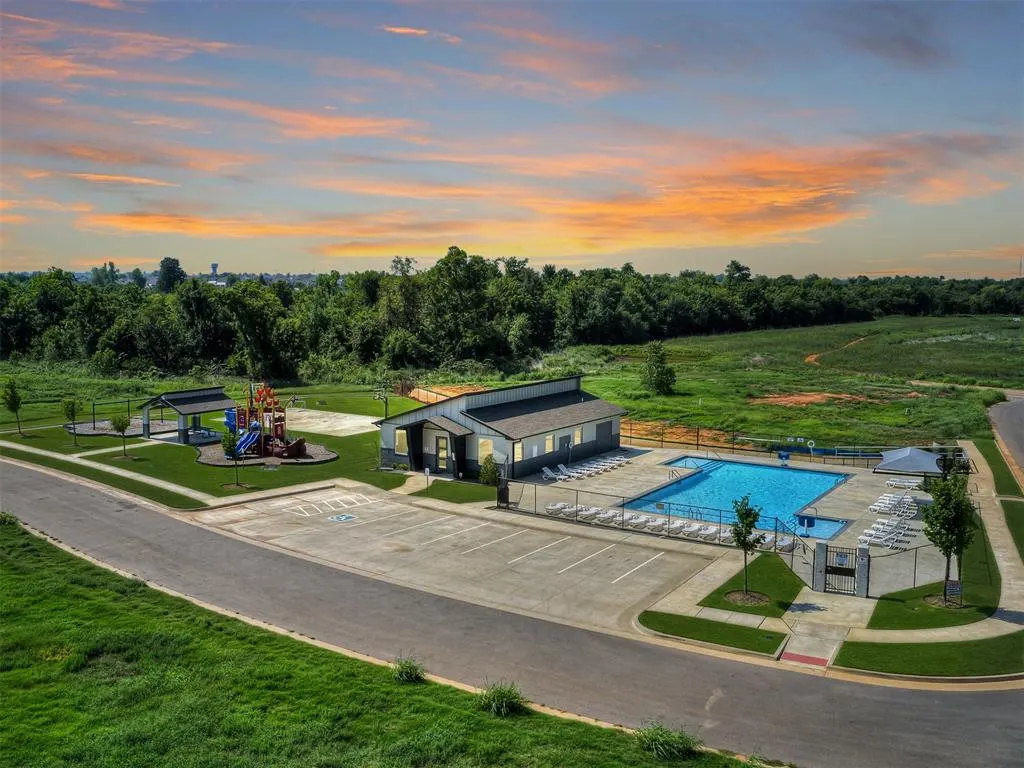 Photo 48 — 5001 Vine Cliff Road, Mustang, OK 73064