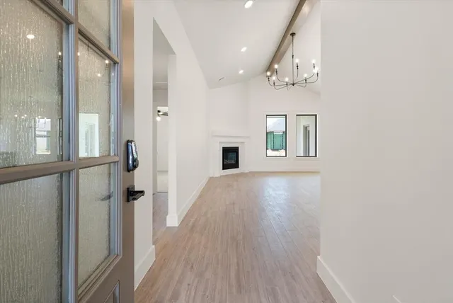 Photo 2 — 5001 Vine Cliff Road, Mustang, OK 73064