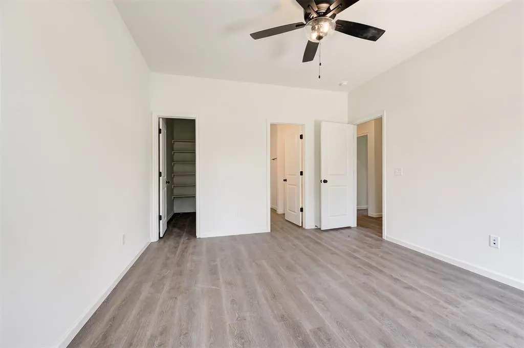 Photo 13 — 212 NW 122nd Street, Oklahoma City, OK 73114