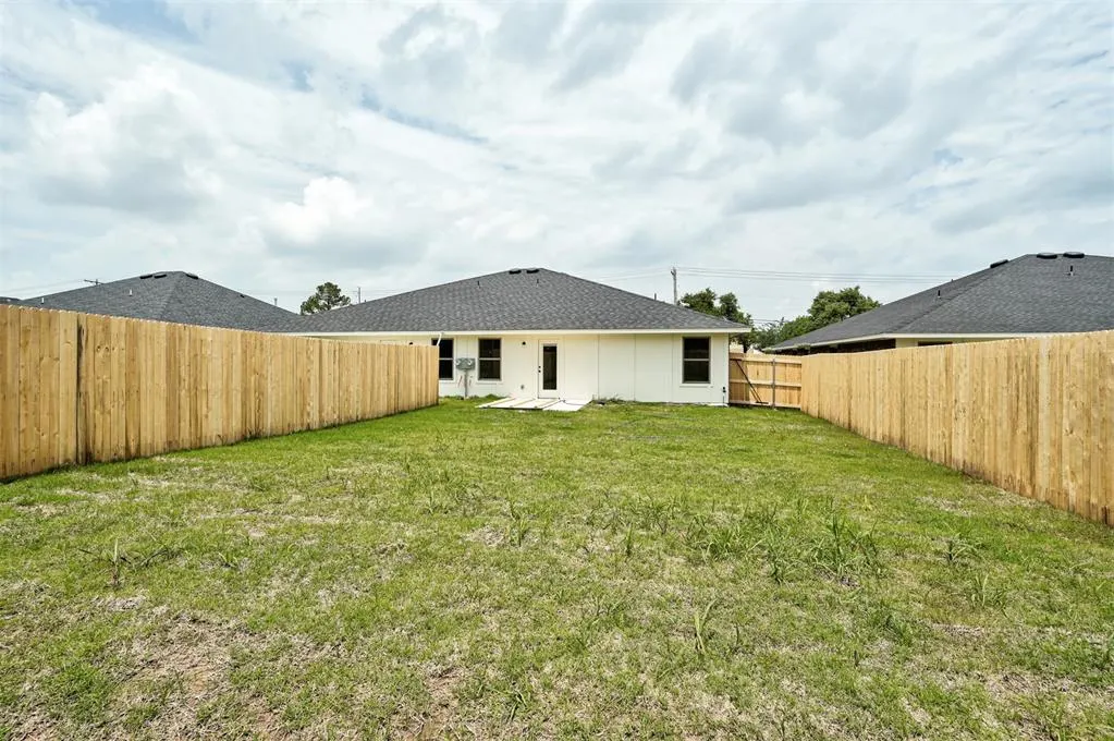Photo 23 — 212 NW 122nd Street, Oklahoma City, OK 73114