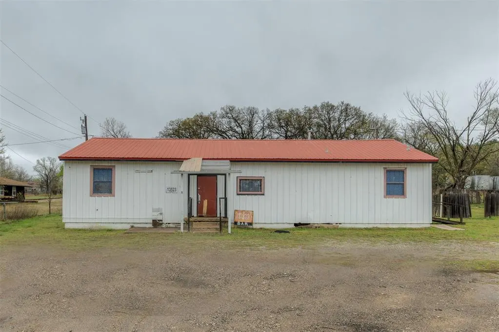 Photo 4 — 13523 NE 23rd Street, Choctaw, OK 73020