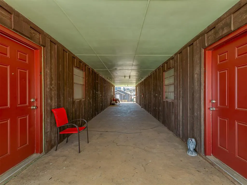 Photo 8 — 120 NW 17th Street, Oklahoma City, OK 73103