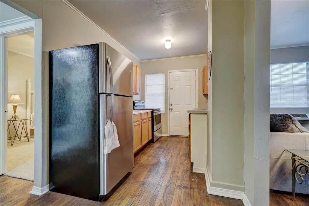 Photo 5 — 3211 N MILITARY Avenue, Oklahoma City, OK 73118