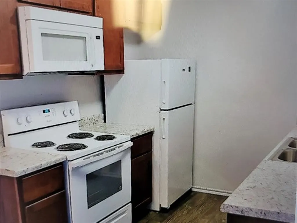 Photo 2 — 617 W 3rd Street, Watonga, OK 73772