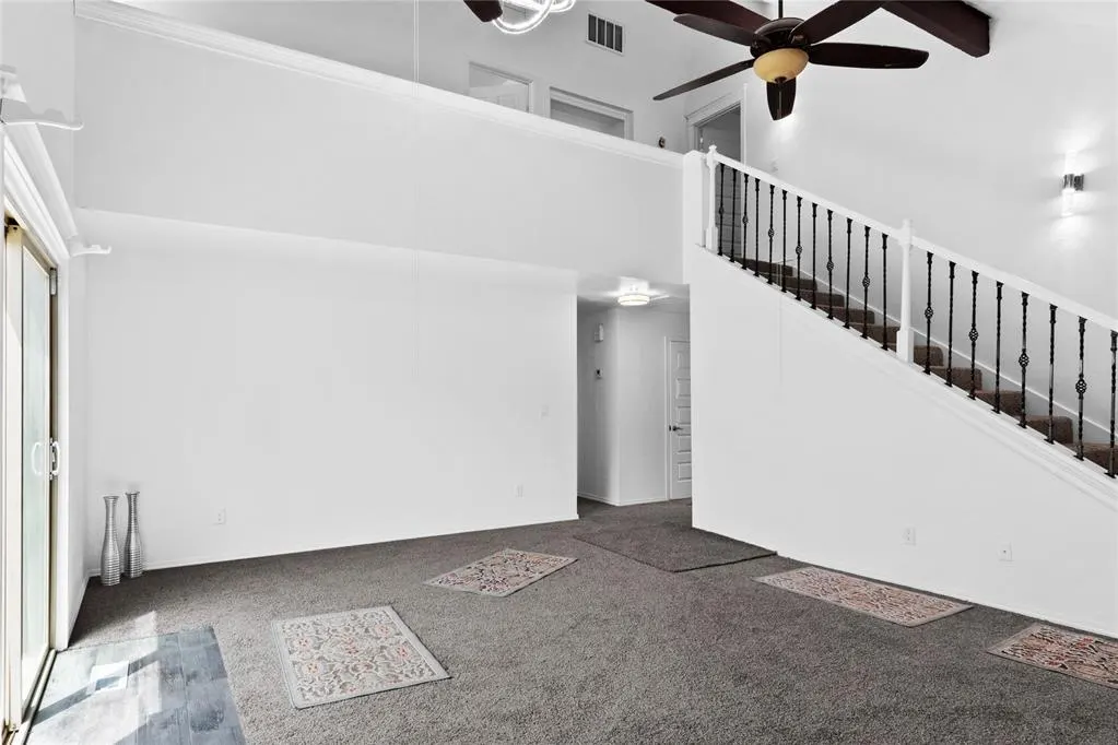Photo 14 — 8101 Westwood Circle Street, Oklahoma City, OK 73127